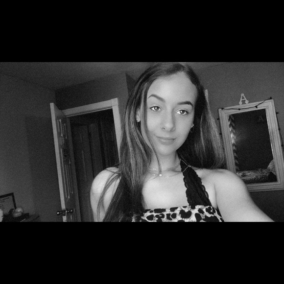 Meet your Posher, Briahna - Picture 1 of 1